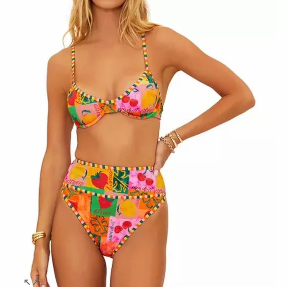 Beach Riot Carlotta Fruits Swimsuit Bathing Suit Bikini BOTTOMS Size XS - Picture 1 of 9